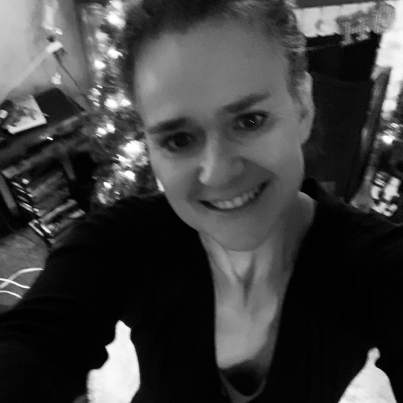 Meet your Posher, L. - Picture 2 of 2